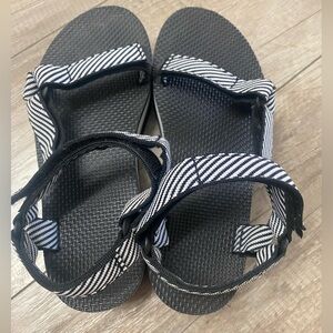Teva Flatform sandals
